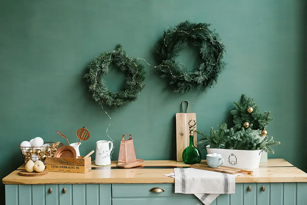 Emerald green color kitchen wall