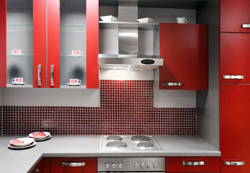 Rose red kitchen accent color